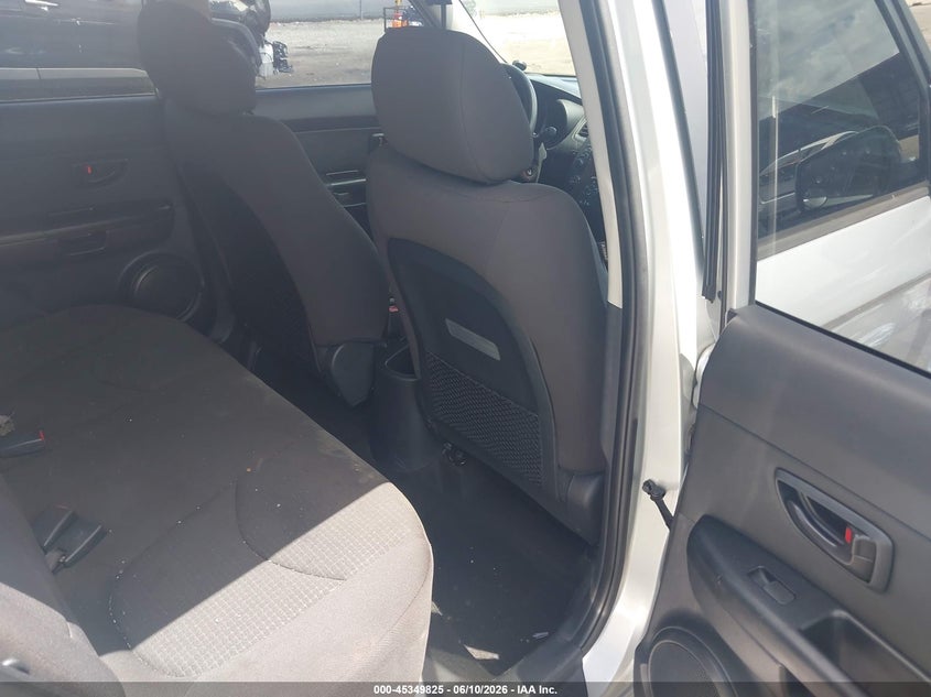 2013 Kia Soul VIN KNDJT2A57D7757668 IAAI salvage auction — REAR END, Rebuildable (Florida), sold $25 on 2026-07-07 (photo 8)