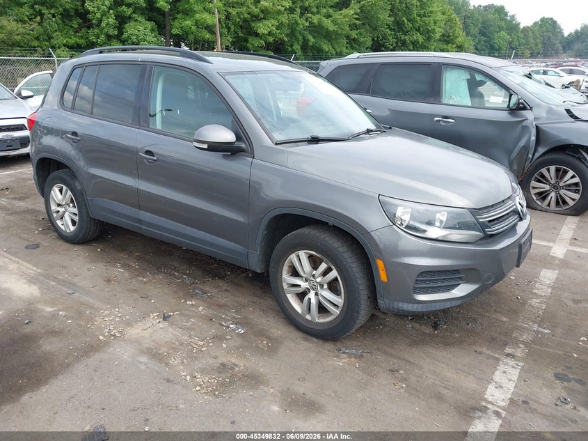 2017 Volkswagen Tiguan VIN WVGAV7AX0HK029360 IAAI salvage auction — NORMAL WEAR, Salvage Title, sold $525 on 2026-07-23 (photo 1)