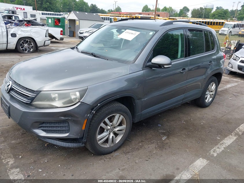 2017 Volkswagen Tiguan VIN WVGAV7AX0HK029360 IAAI salvage auction — NORMAL WEAR, Salvage Title, sold $525 on 2026-07-23 (photo 2)