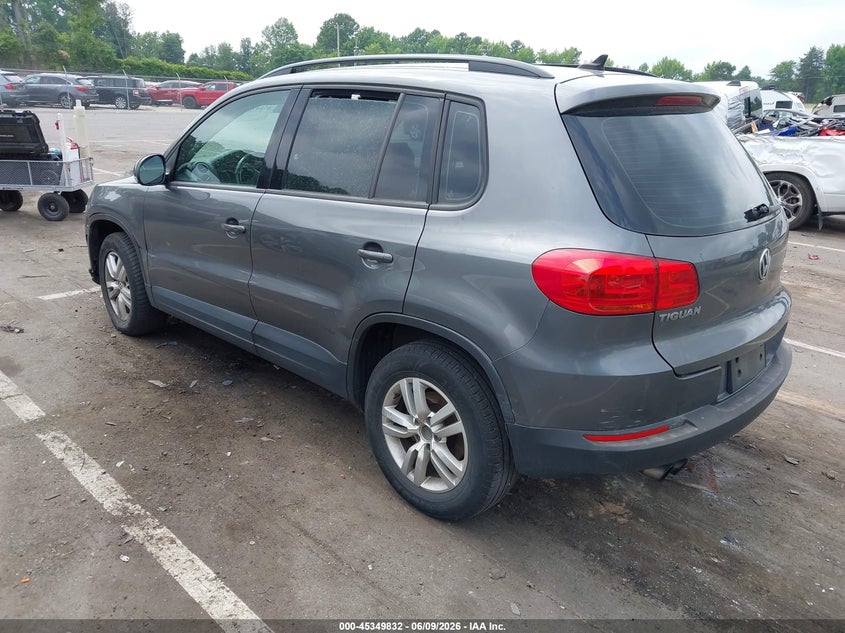 2017 Volkswagen Tiguan VIN WVGAV7AX0HK029360 IAAI salvage auction — NORMAL WEAR, Salvage Title, sold $525 on 2026-07-23 (photo 3)