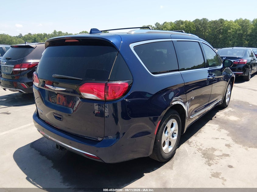 2017 Chrysler Pacifica VIN 2C4RC1EG5HR763367 IAAI salvage auction — RIGHT FRONT, Salvage Title, sold $3,300 on 2026-07-19 (photo 4)