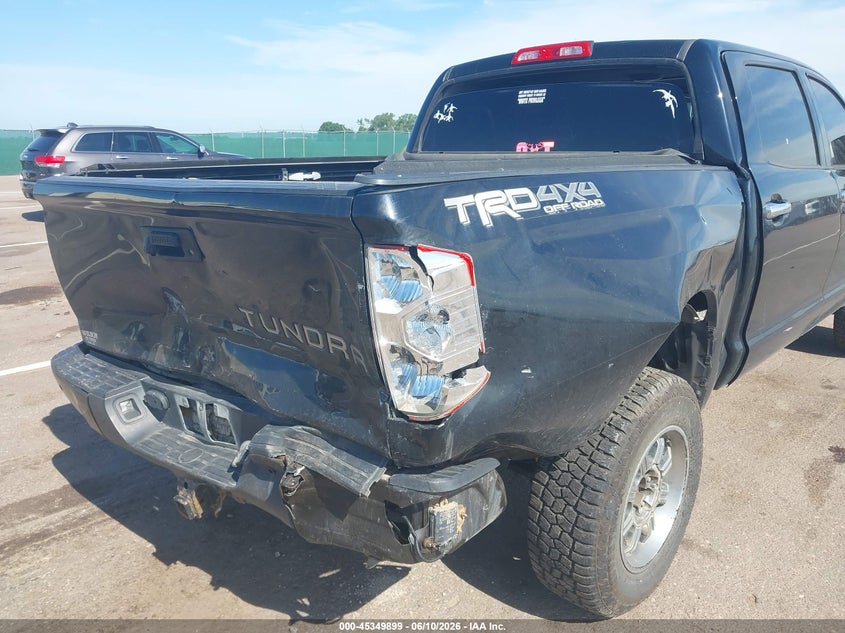 2018 Toyota Tundra VIN 5TFAW5F17JX715172 IAAI salvage auction — REAR END, Regular (South Dakota), sold $8,200 on 2026-07-31 (photo 6)
