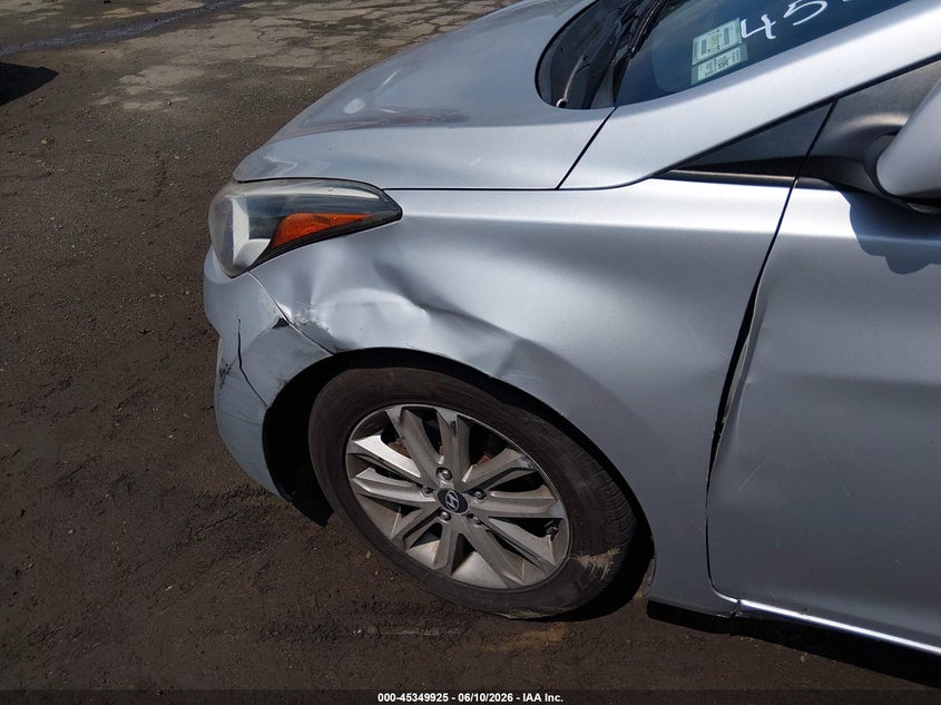2014 Hyundai Elantra VIN KMHDH4AE9EU203508 IAAI salvage auction — NORMAL WEAR, Clear (New York), sold $950 on 2026-07-15 (photo 6)