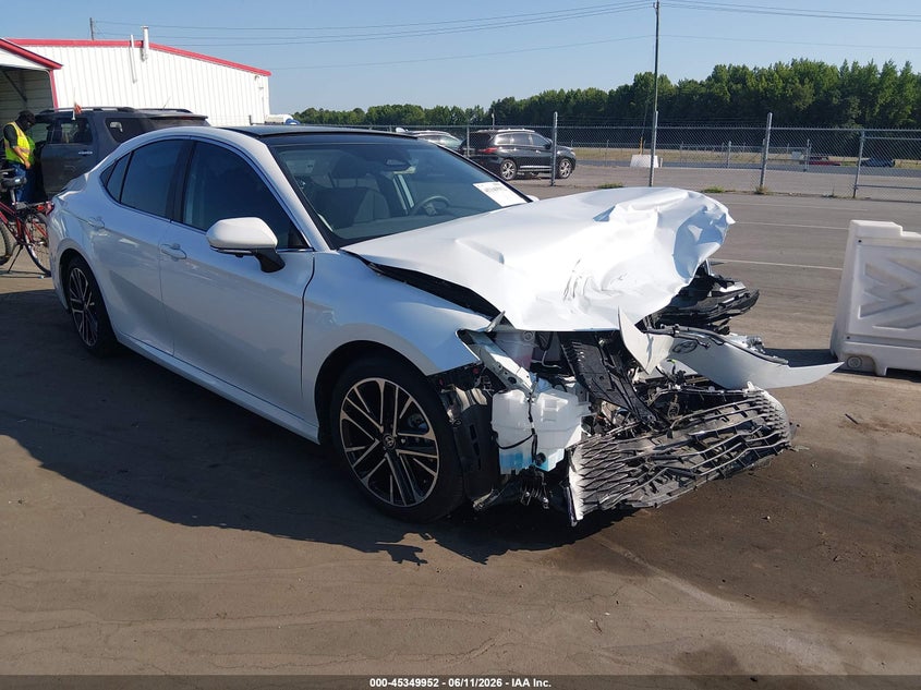 2025 Toyota Camry VIN 4T1DAACK1SU626309 IAAI salvage auction — FRONT END, Salvage Title, sold $11,300 on 2026-07-30 (photo 1)