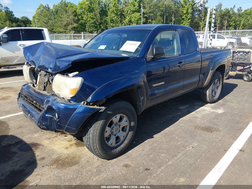 2008 Toyota Tacoma VIN 5TETU62N08Z499519 IAAI salvage auction — RIGHT FRONT, Salvage (Mississippi), sold $1,900 on 2026-07-23 (photo 2)