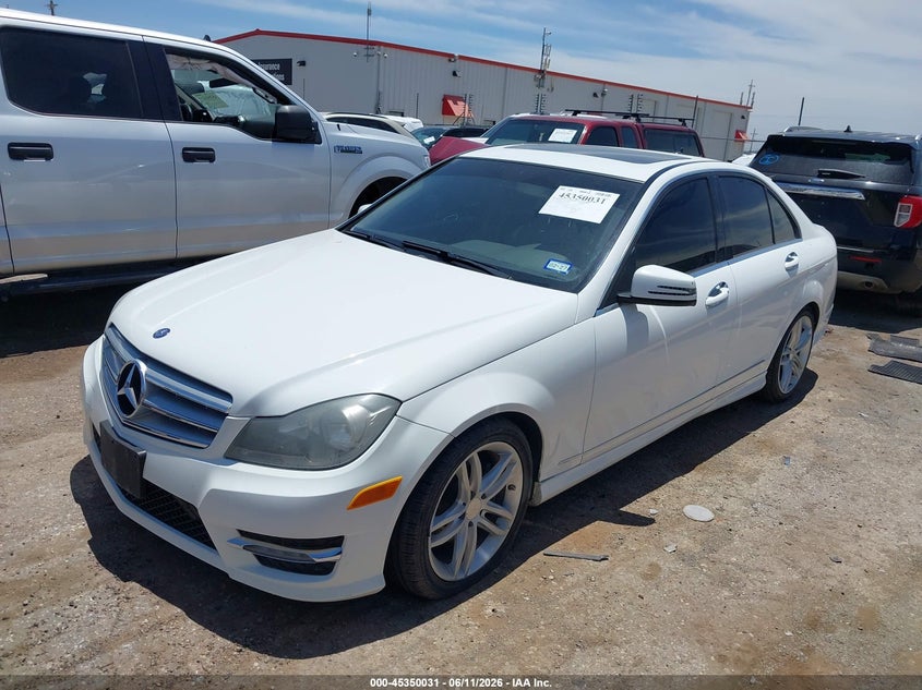 2013 Mercedes-benz C-klasse VIN WDDGF4HB1DR274115 IAAI salvage auction — RIGHT SIDE, Original (Texas), sold $1,400 on 2026-08-04 (photo 2)