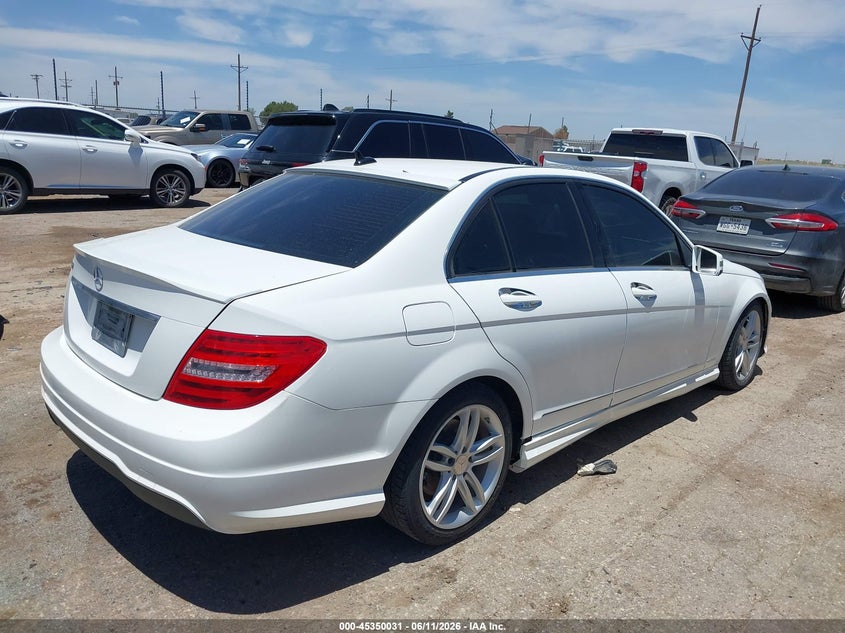 2013 Mercedes-benz C-klasse VIN WDDGF4HB1DR274115 IAAI salvage auction — RIGHT SIDE, Original (Texas), sold $1,400 on 2026-08-04 (photo 4)
