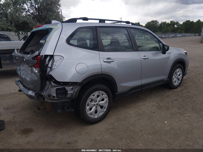 2019 Subaru Forester VIN JF2SKACC9KH582006 IAAI salvage auction — REAR END, Salvage (Montana), sold $3,300 on 2026-07-11 (photo 4)