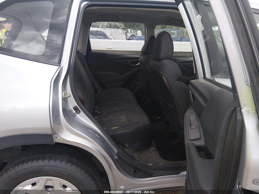 2019 Subaru Forester VIN JF2SKACC9KH582006 IAAI salvage auction — REAR END, Salvage (Montana), sold $3,300 on 2026-07-11 (photo 8)