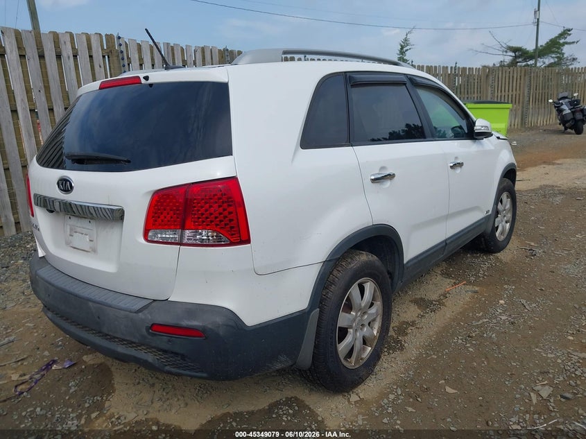2011 Kia Sorento VIN 5XYKTCA19BG159427 IAAI salvage auction — NORMAL WEAR, Clear (Virginia), sold $925 on 2026-07-06 (photo 4)