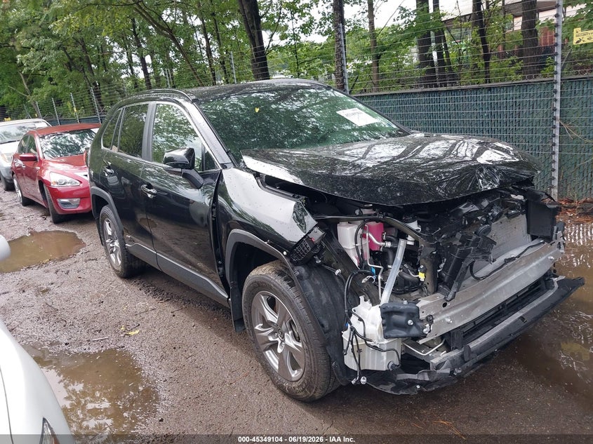 2025 Toyota Rav 4 VIN JTMRWRFV4SD279090 IAAI salvage auction — FRONT END, Salvage (Virginia), sold $13,400 on 2026-07-16 (photo 1)