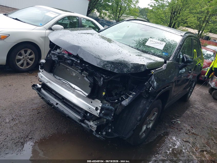 2025 Toyota Rav 4 VIN JTMRWRFV4SD279090 IAAI salvage auction — FRONT END, Salvage (Virginia), sold $13,400 on 2026-07-16 (photo 2)