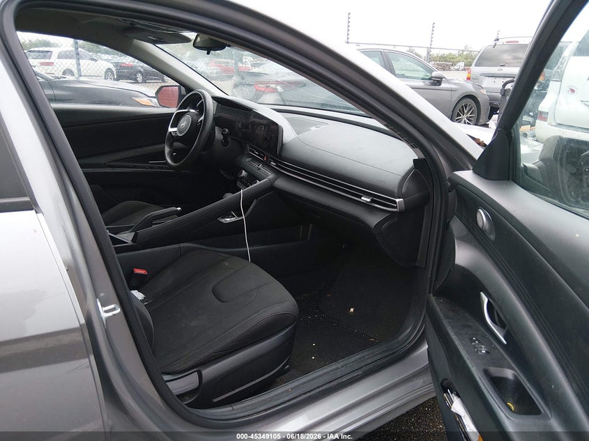 2024 Hyundai Elantra VIN KMHLM4DG1RU657455 IAAI salvage auction — FRONT & REAR, Salvage Title, sold $4,000 on 2026-07-27 (photo 5)