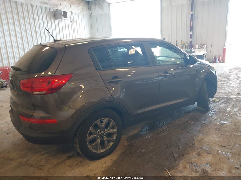 2015 Kia Sportage VIN KNDPBCACXF7705780 IAAI salvage auction — RIGHT FRONT, Salvage Title, sold $1,000 on 2026-09-10 (photo 4)