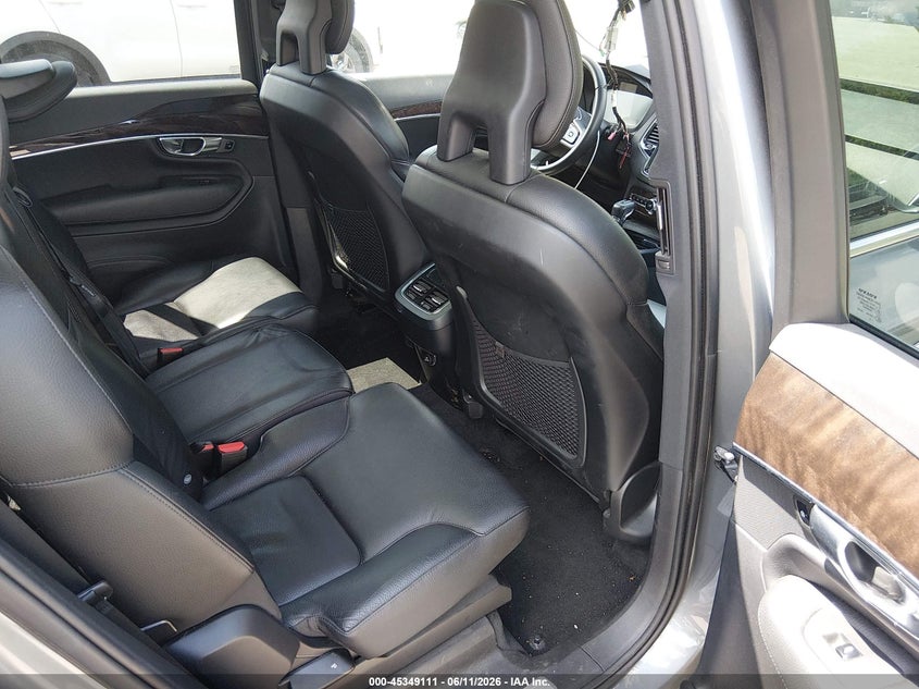 2016 Volvo Xc90 VIN YV4A22PK4G1026474 IAAI salvage auction — REAR END, Salvage Title, sold $4,250 on 2026-07-12 (photo 8)