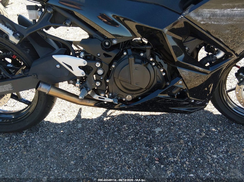 2024 Kawasaki Ninja VIN ML5EXGG12RDA12727 IAAI salvage auction — LEFT SIDE, Salvage (Idaho), sold $1,150 on 2026-07-08 (photo 8)