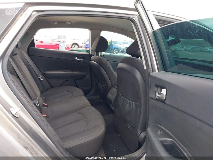 2016 Kia Optima VIN 5XXGT4L39GG033929 IAAI salvage auction — NORMAL WEAR, Original (Texas), sold $850 on 2026-07-23 (photo 8)