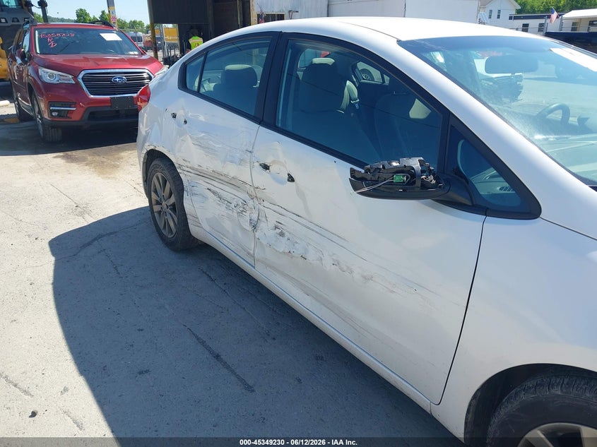 2016 Kia Forte VIN KNAFX4A66G5503834 IAAI salvage auction — RIGHT SIDE, Salvage (Pennsylvania), sold $625 on 2026-07-08 (photo 6)