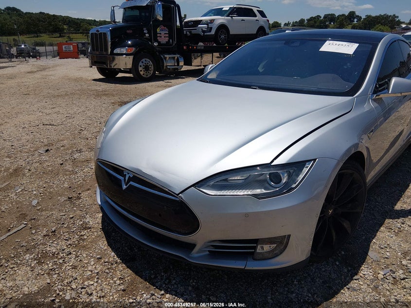 2015 Tesla Model s VIN 5YJSA1E27FF116425 IAAI salvage auction — FRONT END, Salvage (Arkansas), sold $2,200 on 2026-07-30 (photo 6)