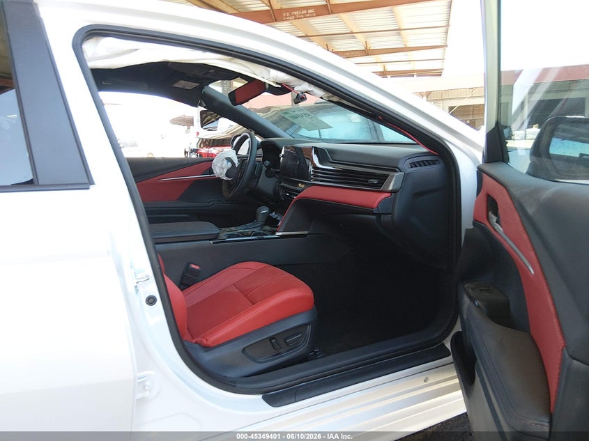 2026 Toyota Camry VIN 4T1DAACK4TU715390 IAAI salvage auction — RIGHT FRONT, Salvage Title, sold $13,500 on 2026-08-01 (photo 5)
