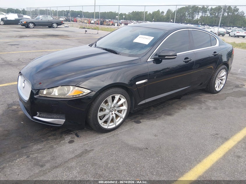 2013 Jaguar Xf VIN SAJWA0E76D8S73479 IAAI salvage auction — ENGINE DAMAGE, Clear (South Carolina), sold $375 on 2026-07-15 (photo 2)