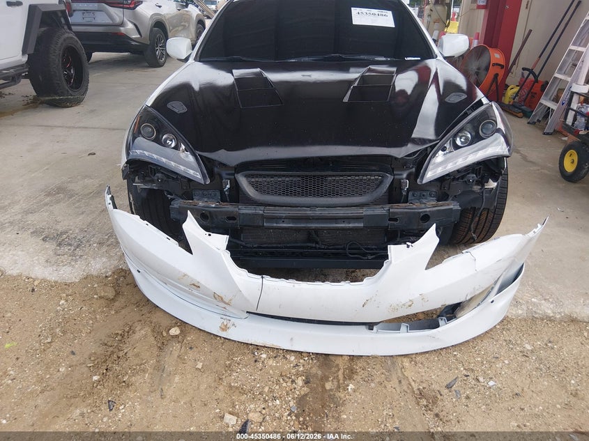2011 Hyundai Genesis VIN KMHHU6KH3BU049309 IAAI salvage auction — FRONT & REAR, Rebuildable (Florida), sold $525 on 2026-07-14 (photo 6)