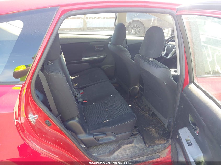 2015 Toyota Prius v VIN JTDZN3EU7FJ029617 IAAI salvage auction — NORMAL WEAR, Salvage Title, sold $225 on 2026-07-21 (photo 8)