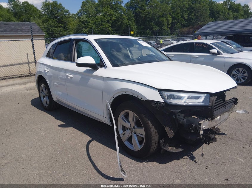 2019 Audi Q5 VIN WA1BNAFY1K2122770 IAAI salvage auction — LEFT FRONT, Salvage (Connecticut), sold $3,700 on 2026-07-30 (photo 1)