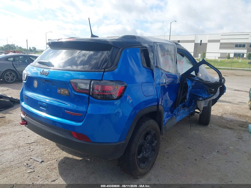 2024 Jeep Compass VIN 3C4NJDDN8RT585782 IAAI salvage auction — SIDE, Salvage (Texas), sold $25 on 2026-07-09 (photo 4)