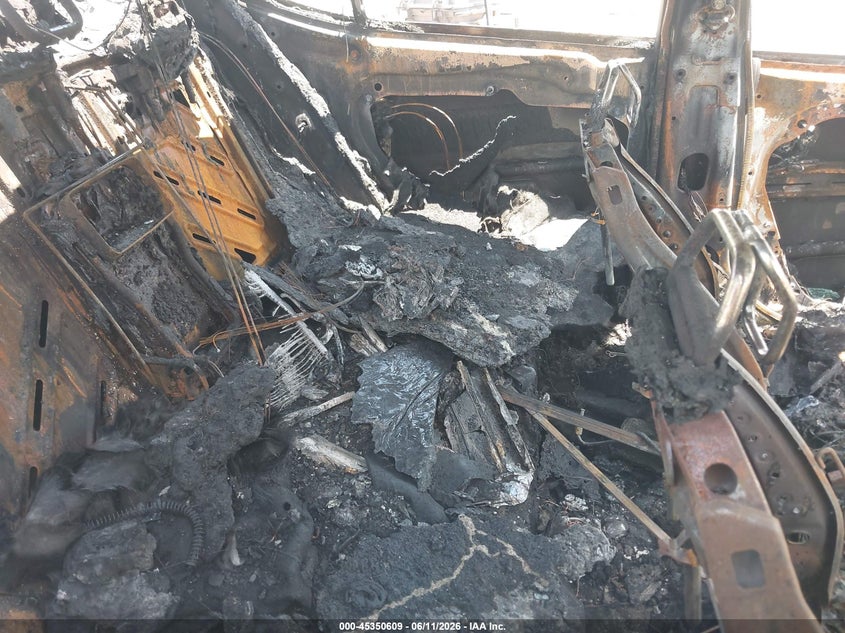 2019 Hyundai Elantra VIN KMHD84LF5KU811902 IAAI salvage auction — TOTAL BURN, Salvage Title, sold $25 on 2026-07-28 (photo 8)