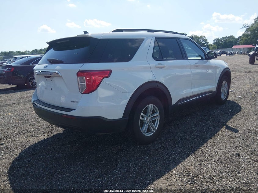 2023 Ford Explorer VIN 1FMSK8DH9PGA18611 IAAI salvage auction — SIDE, Salvage Title, sold $6,100 on 2026-07-31 (photo 4)