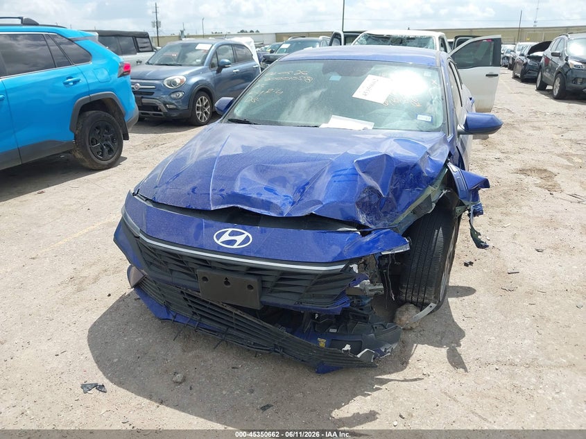 2025 Hyundai Elantra VIN KMHLM4DJ6SU131632 IAAI salvage auction — FRONT END, Salvage Title, sold $4,600 on 2026-07-22 (photo 6)