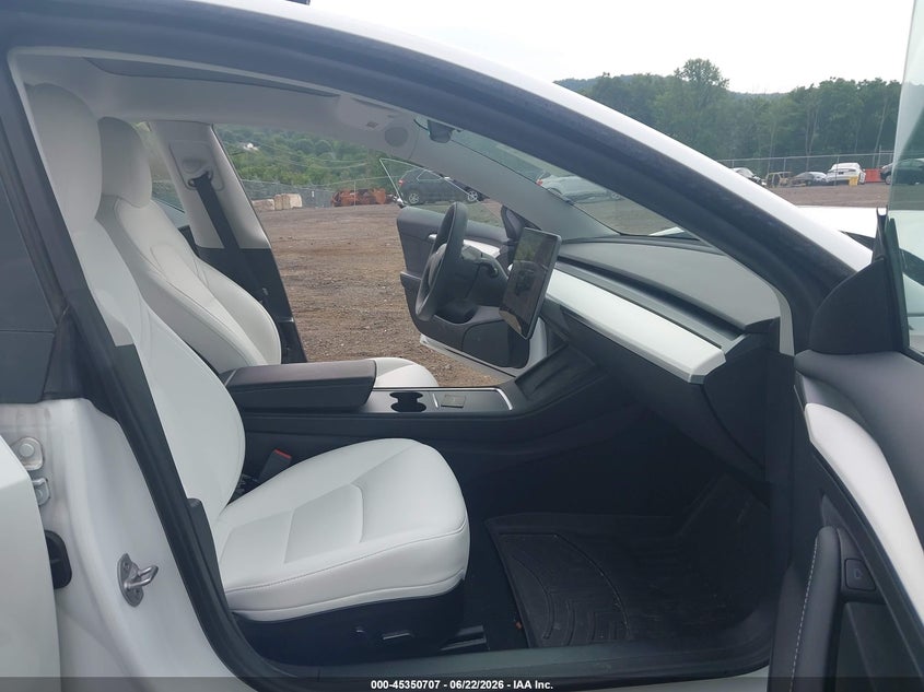 2022 Tesla Model 3 VIN 5YJ3E1EB9NF253809 IAAI salvage auction — FRONT END, Salvage Title, sold $7,700 on 2026-07-29 (photo 5)
