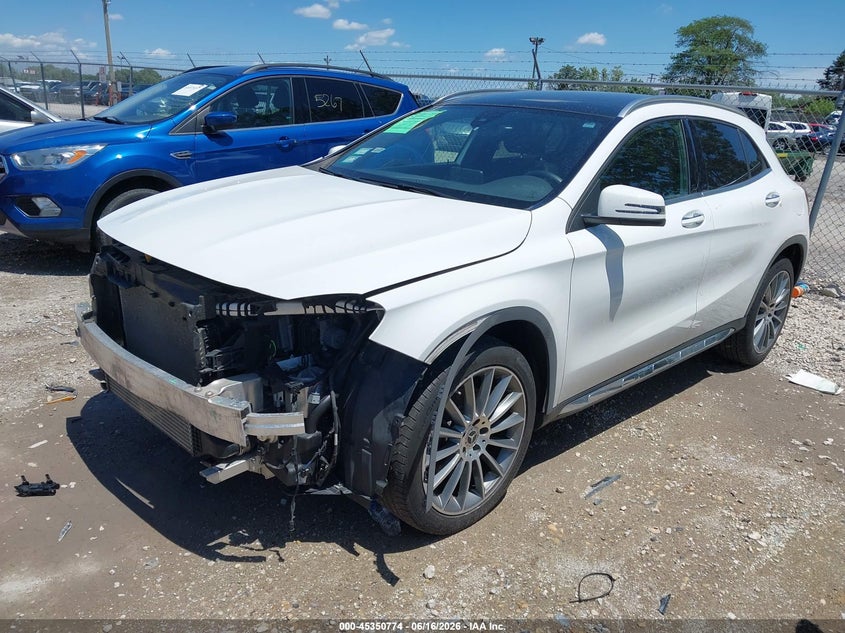 2013 Mercedes-benz C-klasse VIN WDDGF4HB4DR290941 IAAI salvage auction — LEFT & RIGHT, Salvage (Illinois), sold $275 on 2026-07-28 (photo 2)