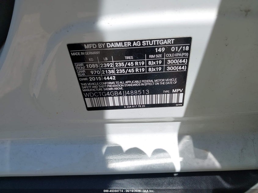 2013 Mercedes-benz C-klasse VIN WDDGF4HB4DR290941 IAAI salvage auction — LEFT & RIGHT, Salvage (Illinois), sold $275 on 2026-07-28 (photo 9)