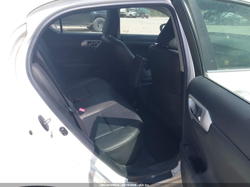 2011 Lexus Ct 200h VIN JTHKD5BH6B2044278 IAAI salvage auction — FRONT END, Salvage (Massachusetts), sold $2,150 on 2026-07-21 (photo 8)