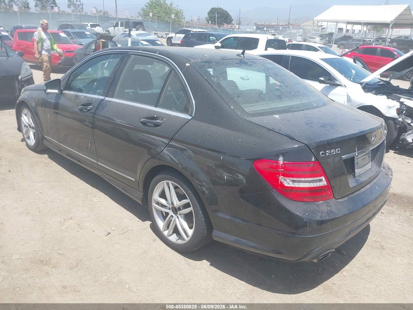 2013 Mercedes-benz VIN WDDGF4HB5DR271721 IAAI salvage auction — NORMAL WEAR, Salvage Title, sold $1,300 on 2026-07-08 (photo 3)