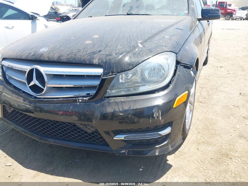2013 Mercedes-benz VIN WDDGF4HB5DR271721 IAAI salvage auction — NORMAL WEAR, Salvage Title, sold $1,300 on 2026-07-08 (photo 6)