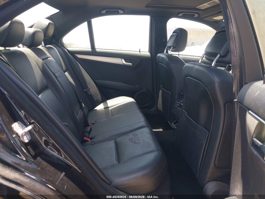 2013 Mercedes-benz VIN WDDGF4HB5DR271721 IAAI salvage auction — NORMAL WEAR, Salvage Title, sold $1,300 on 2026-07-08 (photo 8)