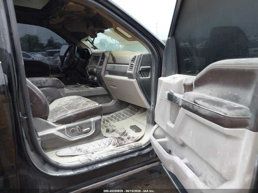 2019 Ford F250 VIN 1FT7W2BT0KED92984 IAAI salvage auction — INTERIOR BURN, Salvage (Texas), sold $16,100 on 2026-07-27 (photo 5)