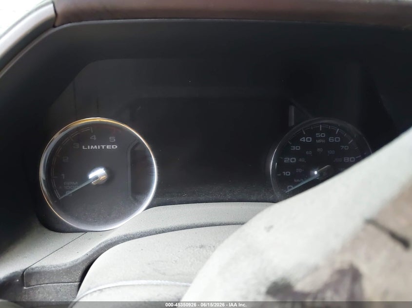 2019 Ford F250 VIN 1FT7W2BT0KED92984 IAAI salvage auction — INTERIOR BURN, Salvage (Texas), sold $16,100 on 2026-07-27 (photo 7)