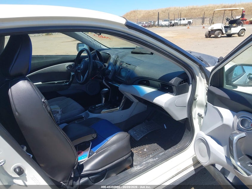 2011 Honda Cr-z VIN JHMZF1D61BS014652 IAAI salvage auction — NORMAL WEAR, Clear - Dealer Only (California), sold $150 on 2026-07-22 (photo 5)
