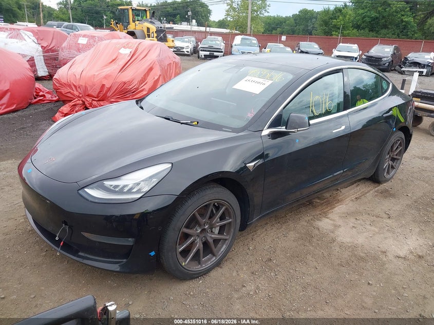 2019 Tesla Model 3 VIN 5YJ3E1EA4KF425764 IAAI salvage auction — SIDE, Salvage (Idaho), sold $5,700 on 2026-07-09 (photo 2)