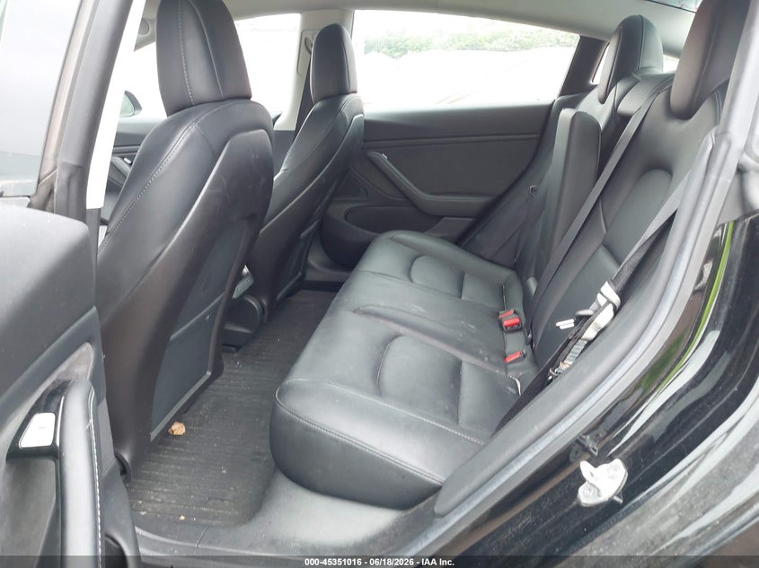 2019 Tesla Model 3 VIN 5YJ3E1EA4KF425764 IAAI salvage auction — SIDE, Salvage (Idaho), sold $5,700 on 2026-07-09 (photo 8)