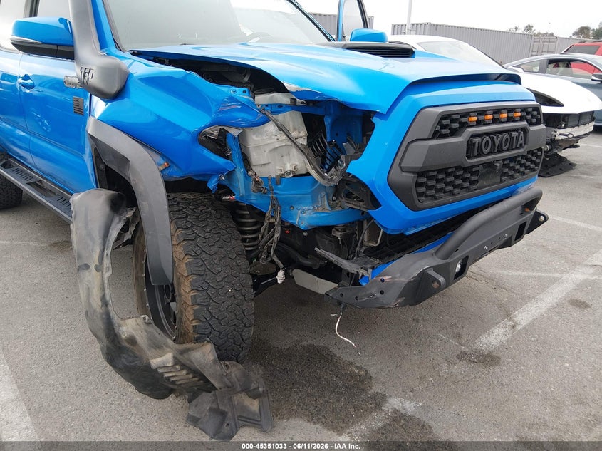 2019 Toyota Tacoma VIN 5TFCZ5AN5KX182976 IAAI salvage auction — RIGHT FRONT, Salvage (California), sold $15,000 on 2026-08-06 (photo 6)