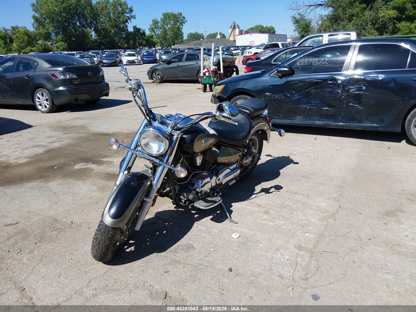 2005 Yamaha Xvs1100 VIN JYAVP11E75A064633 IAAI salvage auction — LEFT REAR, Salvage (Kansas), sold $1,150 on 2026-07-08 (photo 2)