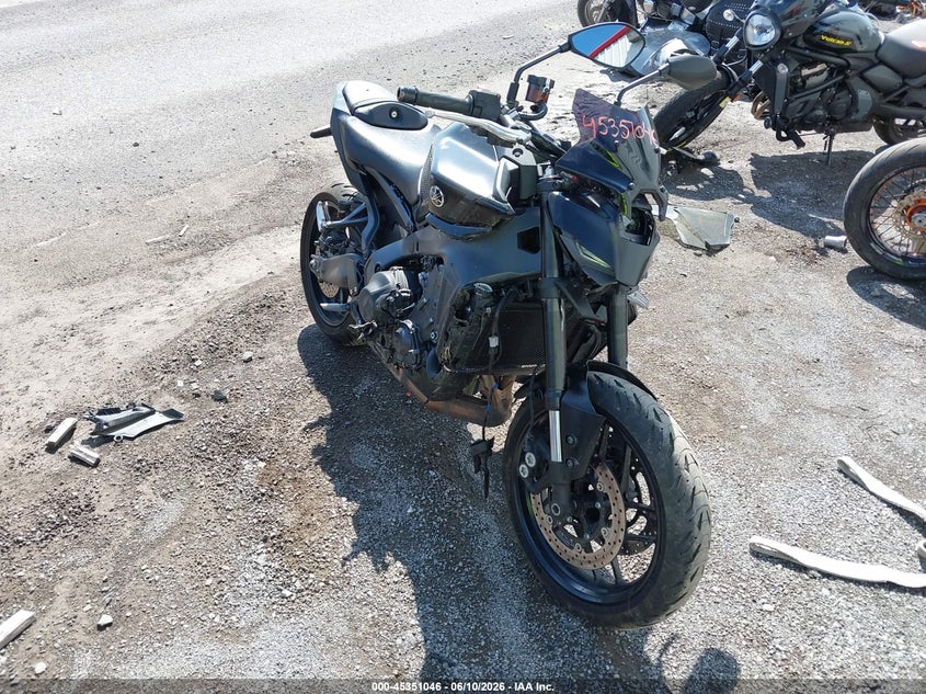 2024 Yamaha Mt VIN JYARN94E8RA001791 IAAI salvage auction — RIGHT SIDE, Mv-907A (New York), sold $4,400 on 2026-07-22 (photo 1)