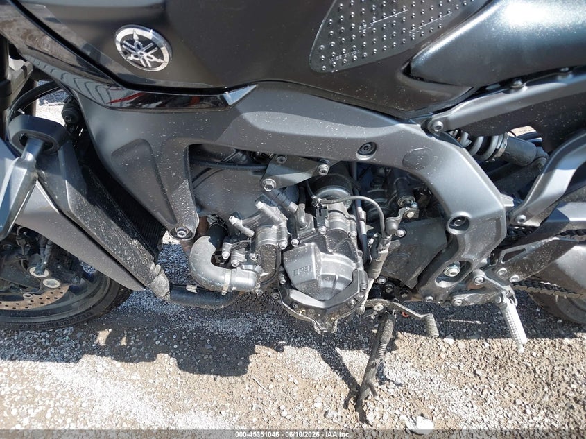2024 Yamaha Mt VIN JYARN94E8RA001791 IAAI salvage auction — RIGHT SIDE, Mv-907A (New York), sold $4,400 on 2026-07-22 (photo 9)