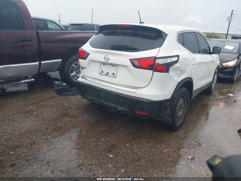 2018 Nissan Rogue VIN JN1BJ1CPXJW107479 IAAI salvage auction — REAR END, Salvage (Texas), sold $2,650 on 2026-07-22 (photo 4)