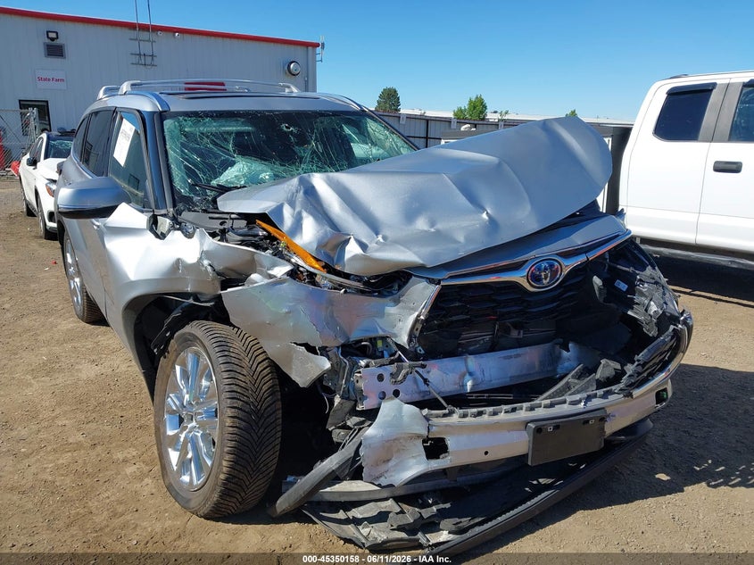 2023 Toyota Highlander VIN 5TDXBRCH8PS566798 IAAI salvage auction — RIGHT FRONT, Bill Of Sale X2 (Washington), sold $7,250 on 2026-07-21 (photo 6)